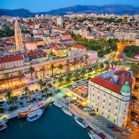 Luxury Adriatic 1 *